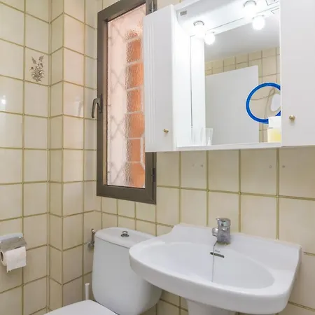 Apartment Encinas 1 *